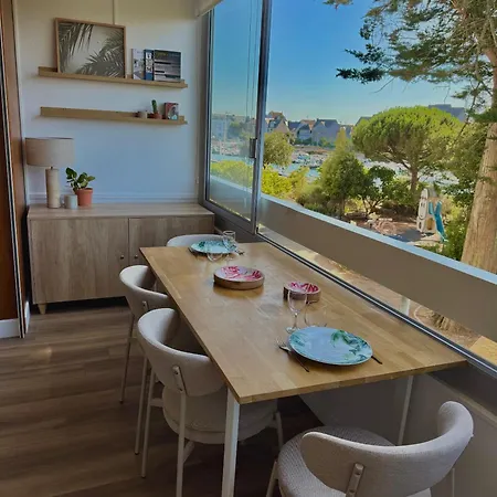 De Standing Vue Port * Ла-Боль-Эскублак